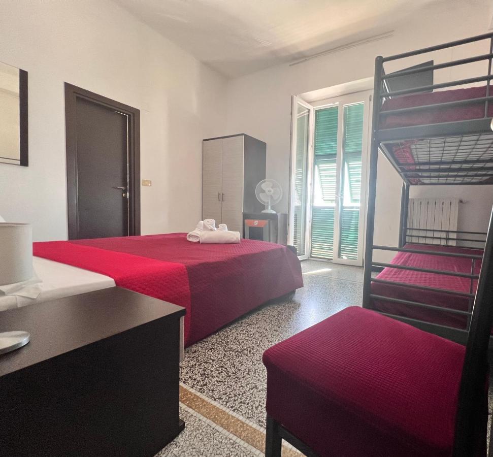 נולי Hotel Monique מראה חיצוני תמונה