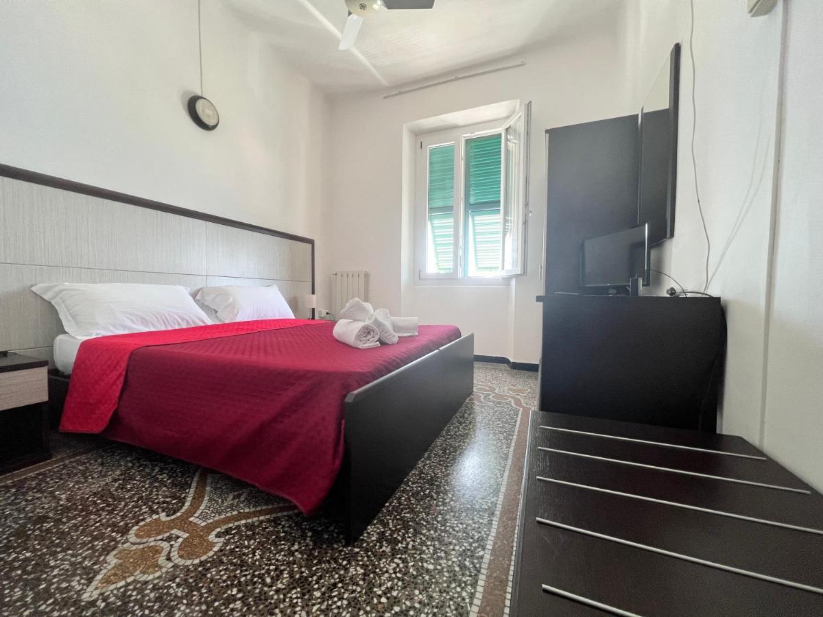 נולי Hotel Monique מראה חיצוני תמונה