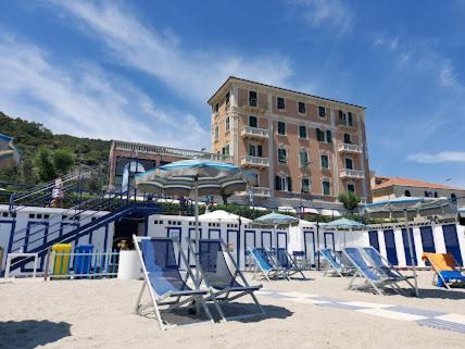 נולי Hotel Monique מראה חיצוני תמונה